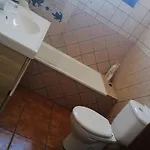 Lanzate ホームステイ ティナホ