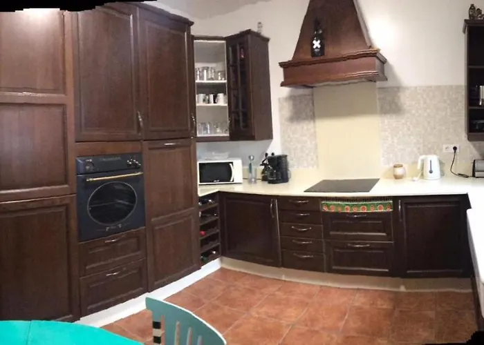 Lanzate Homestay szállás *