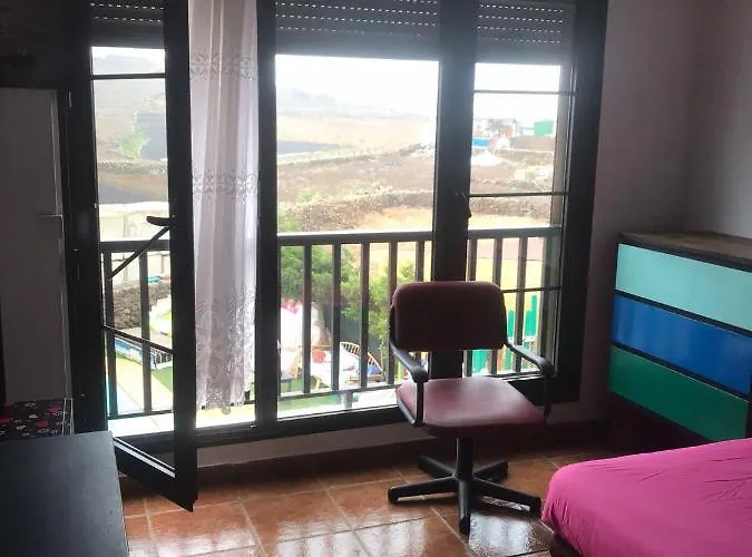 Lanzate Homestay szállás *